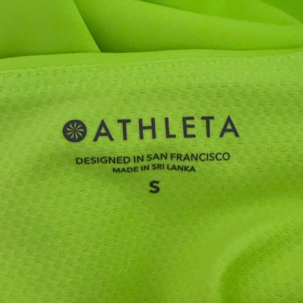 Athleta Whittier Peak Half Zip Long Sleeve Top Womens Small Neon Green Ladies - Picture 13 of 16